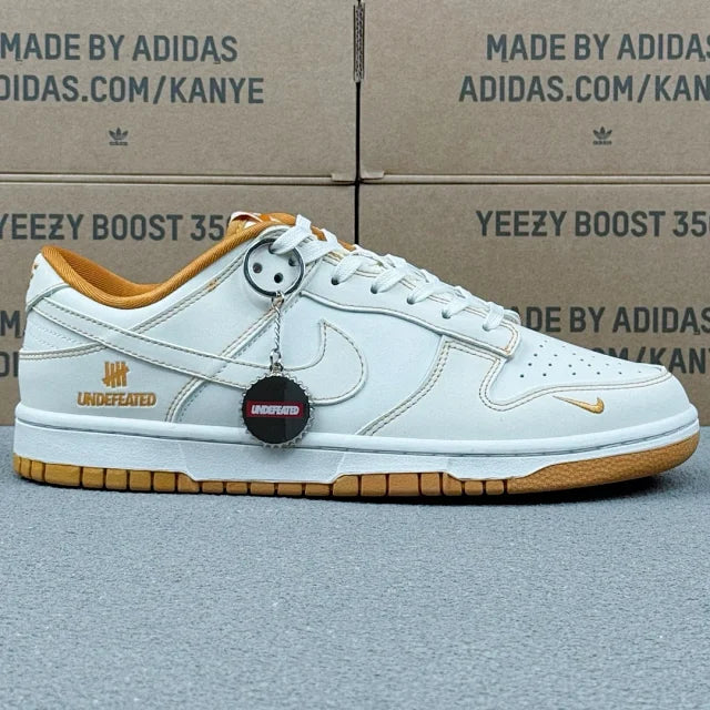 Dunk x UNDEFEATED