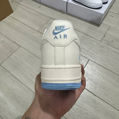 AF1
