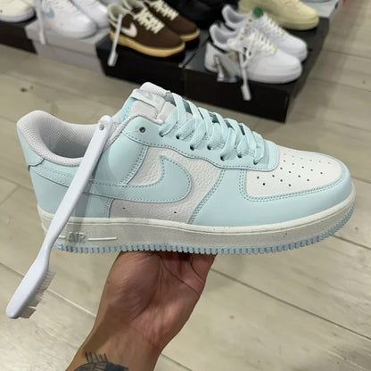 AF1