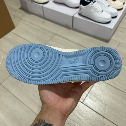 AF1