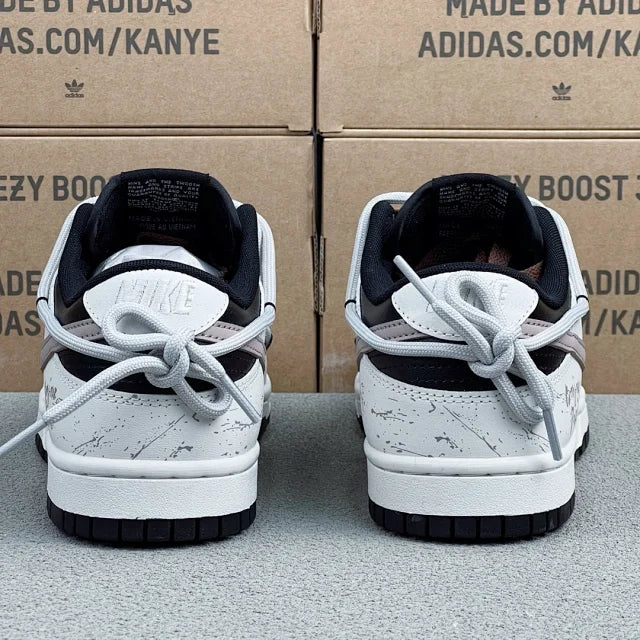 Dunk SP White And Black