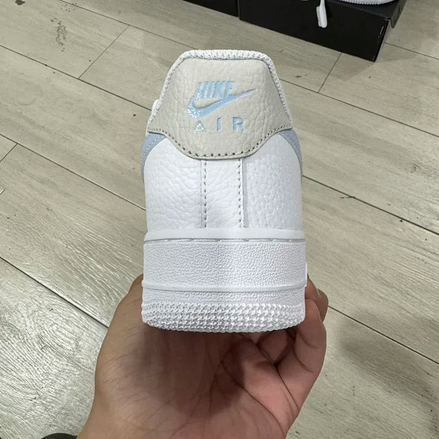 AF1