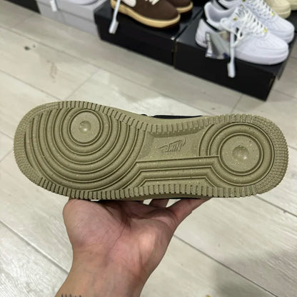 AF1