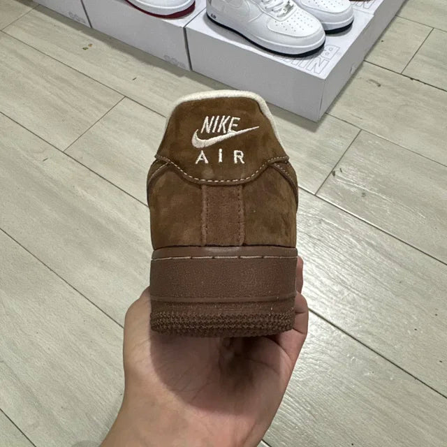 AF1