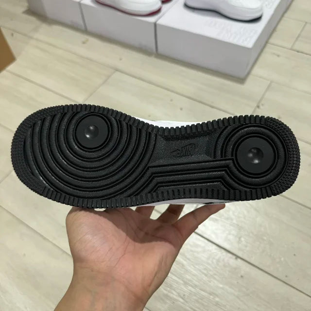 AF1 x LV