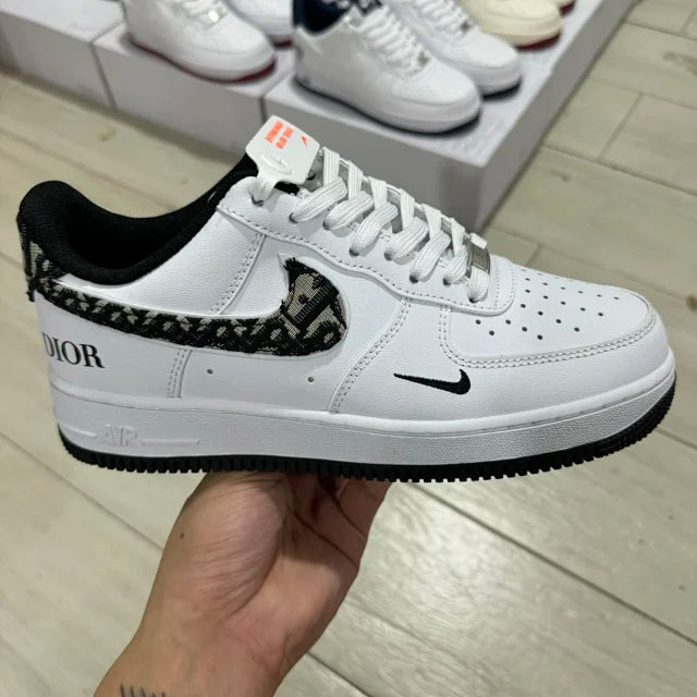 AF1