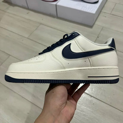 AF1