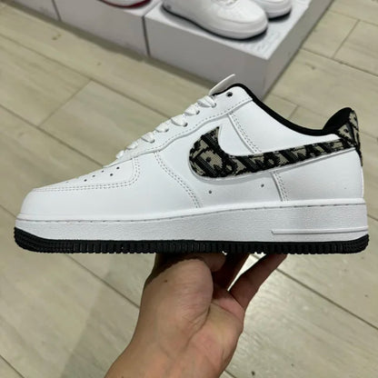 AF1