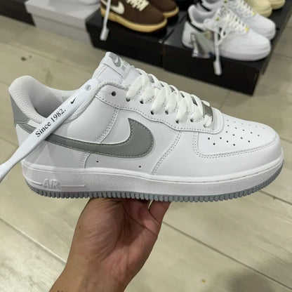 AF1