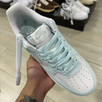 AF1