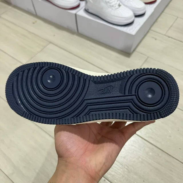 AF1