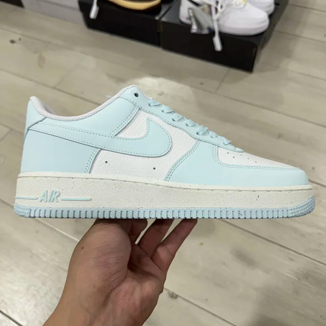 AF1