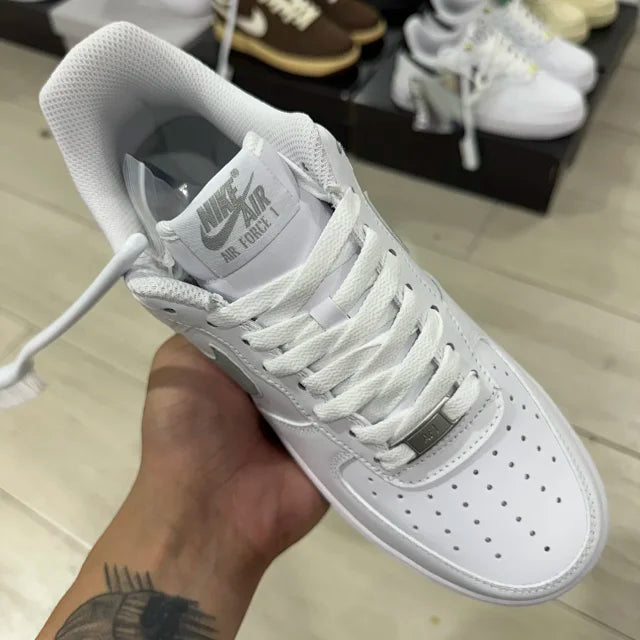 AF1