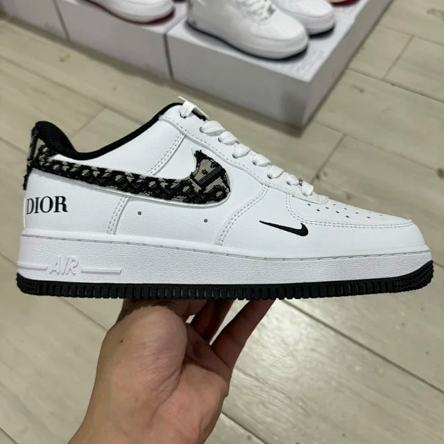 AF1