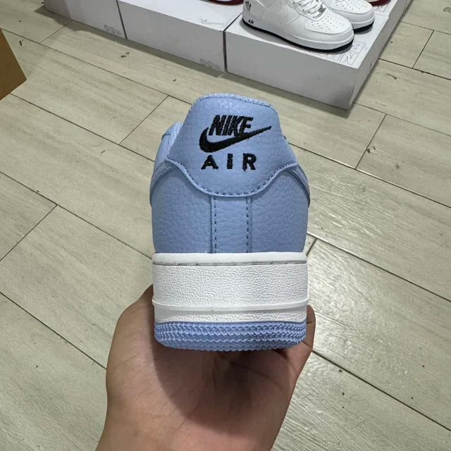 AF1