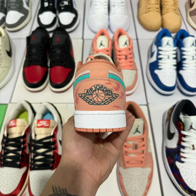 AJ1 Low LIGHT MADDER ROOT/DARK TEAL GREEN