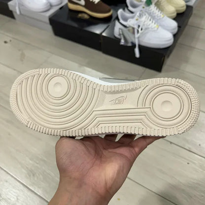 AF1
