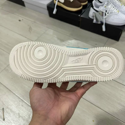 AF1