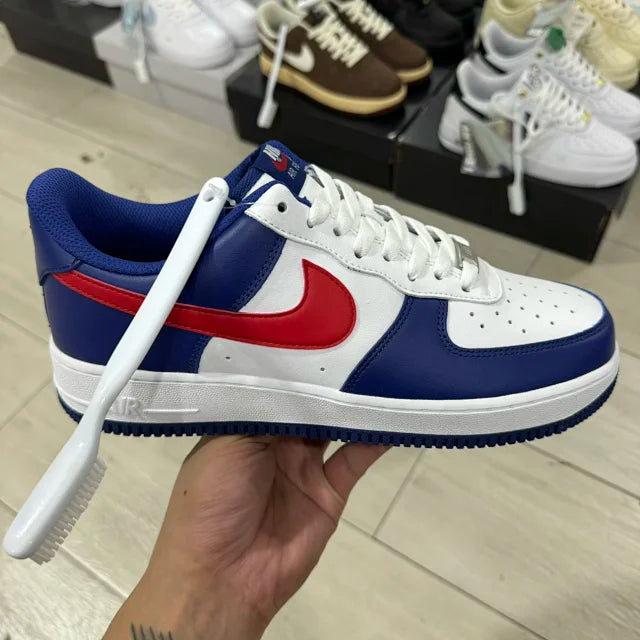 AF1