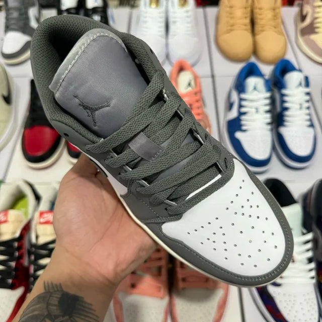 AJ1 Vintage Stealth Grey