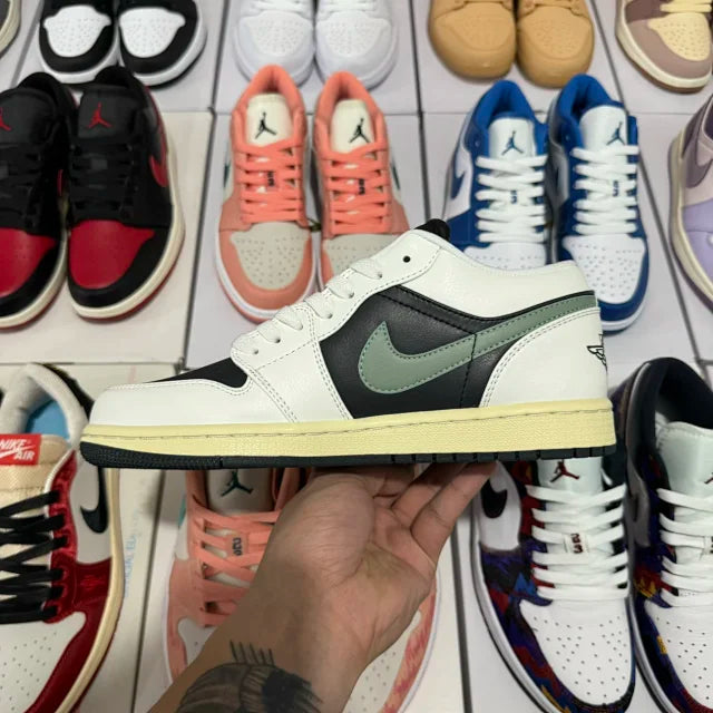 AJ1 Low Jade Smoke