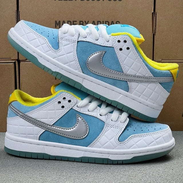 Dunk SB Lagoon Pulse