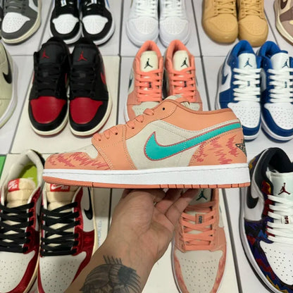 AJ1 Low LIGHT MADDER ROOT/DARK TEAL GREEN