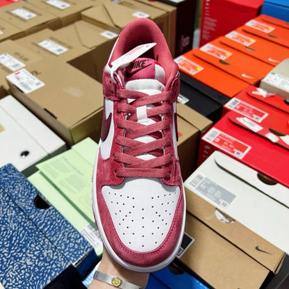 Dunk SP Red
