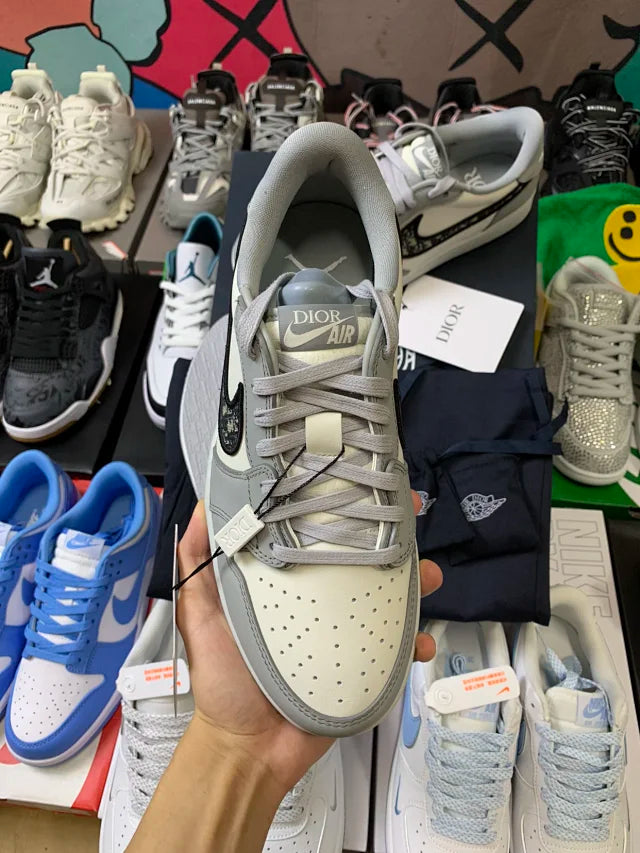 AJ1 Low Retro Dior