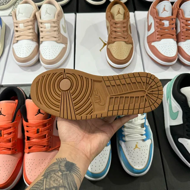 AJ1 Low Legend Medium Brown