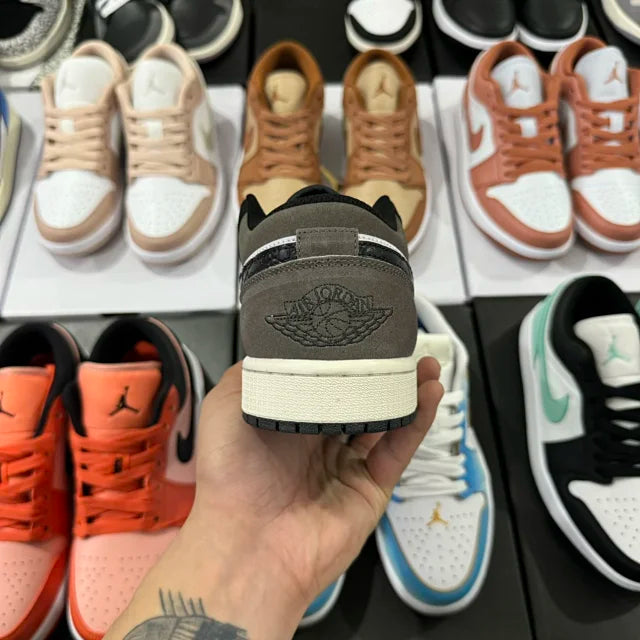 AJ1 Low Light Madder Root