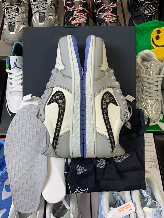 AJ1 Low Retro Dior