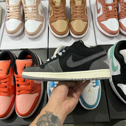 AJ1 Low Inside Out - Black