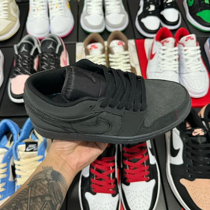 AJ1 Low Dark Smoke Grey