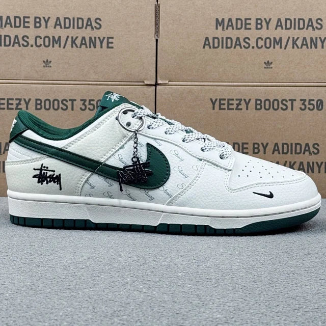 Dunk x Stussy