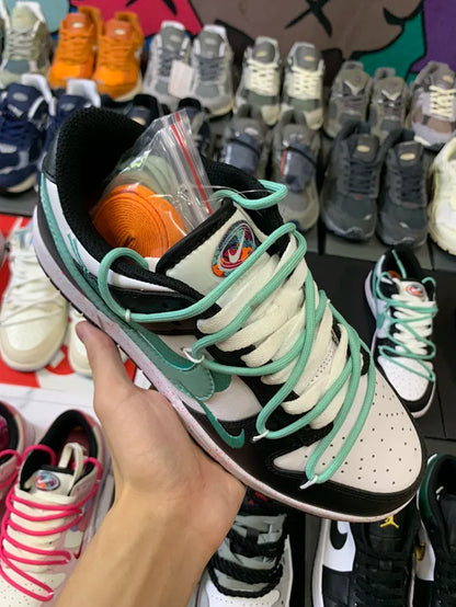 Dunk SP Multiple Swooshes White-Washed Teal