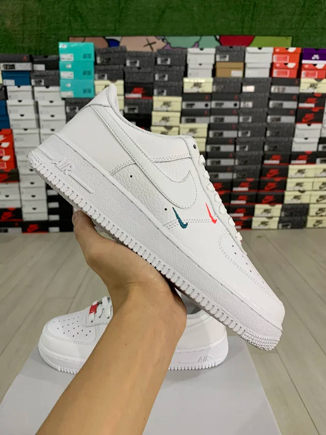 AF1