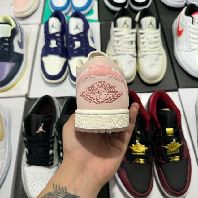 AJ1 Low Mighty Swooshers Pink