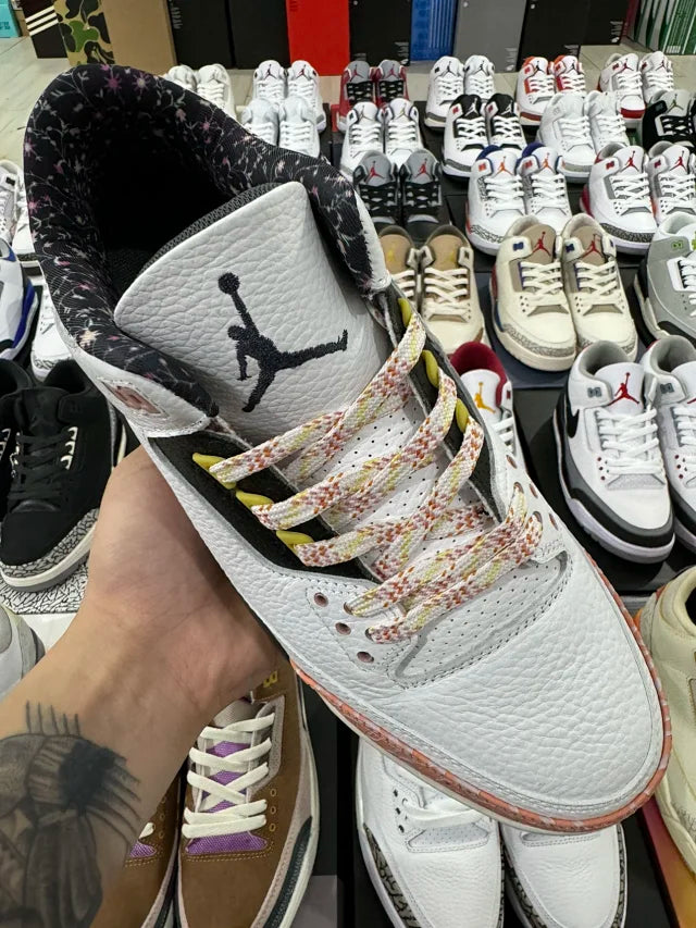 AJ3 Vintage Floral