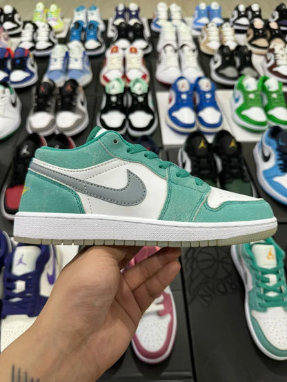 AJ1 Low