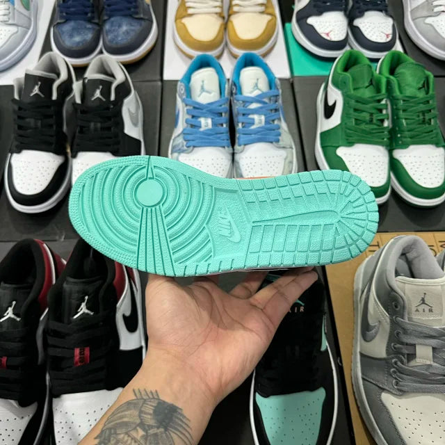 AJ1 Low