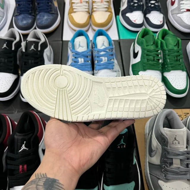 AJ1 Low