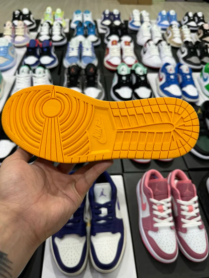 AJ1 Low