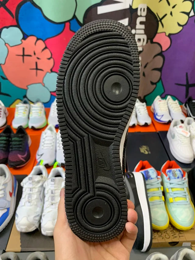 AF1
