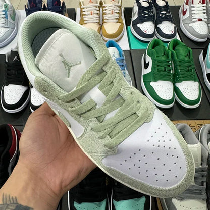 AJ1 Low