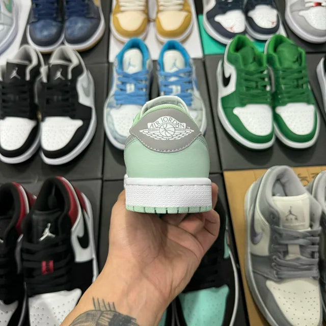 AJ1 Low