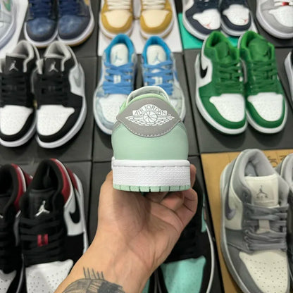 AJ1 Low