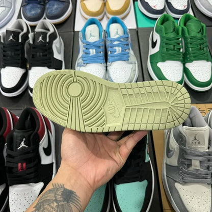 AJ1 Low