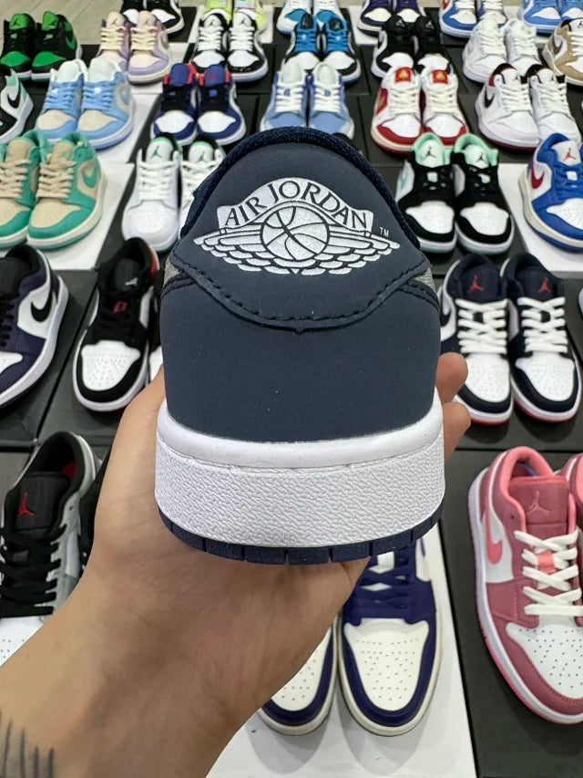 AJ1 Low