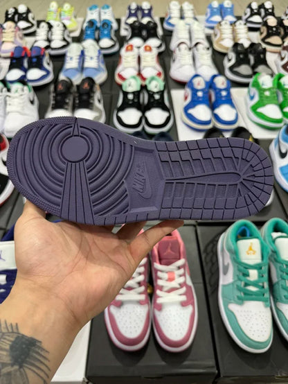 AJ1 Low